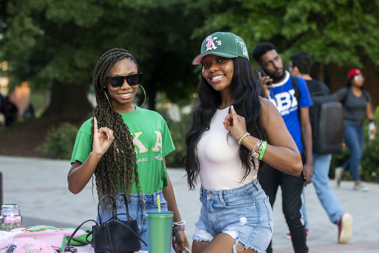 Glance into Greek on Wilkins Plaza during Welcome Week 2022. Photo by: Sierra Guard/Creative Services/George Mason University